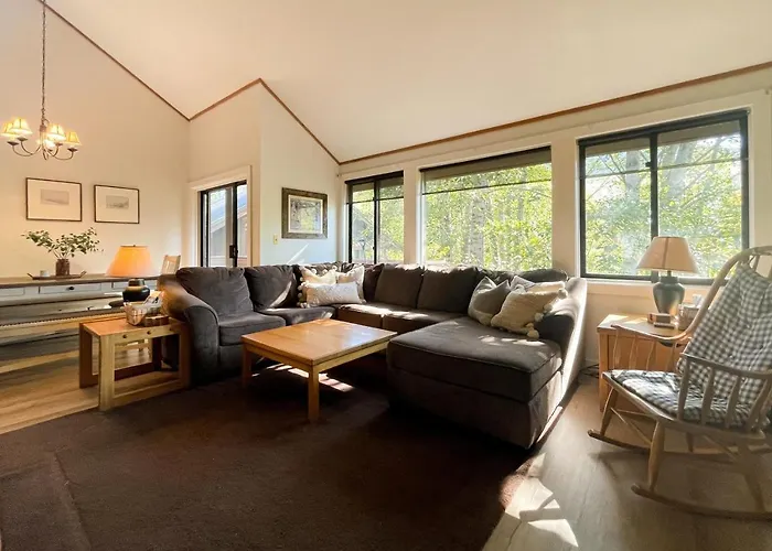 Moon River Lodge