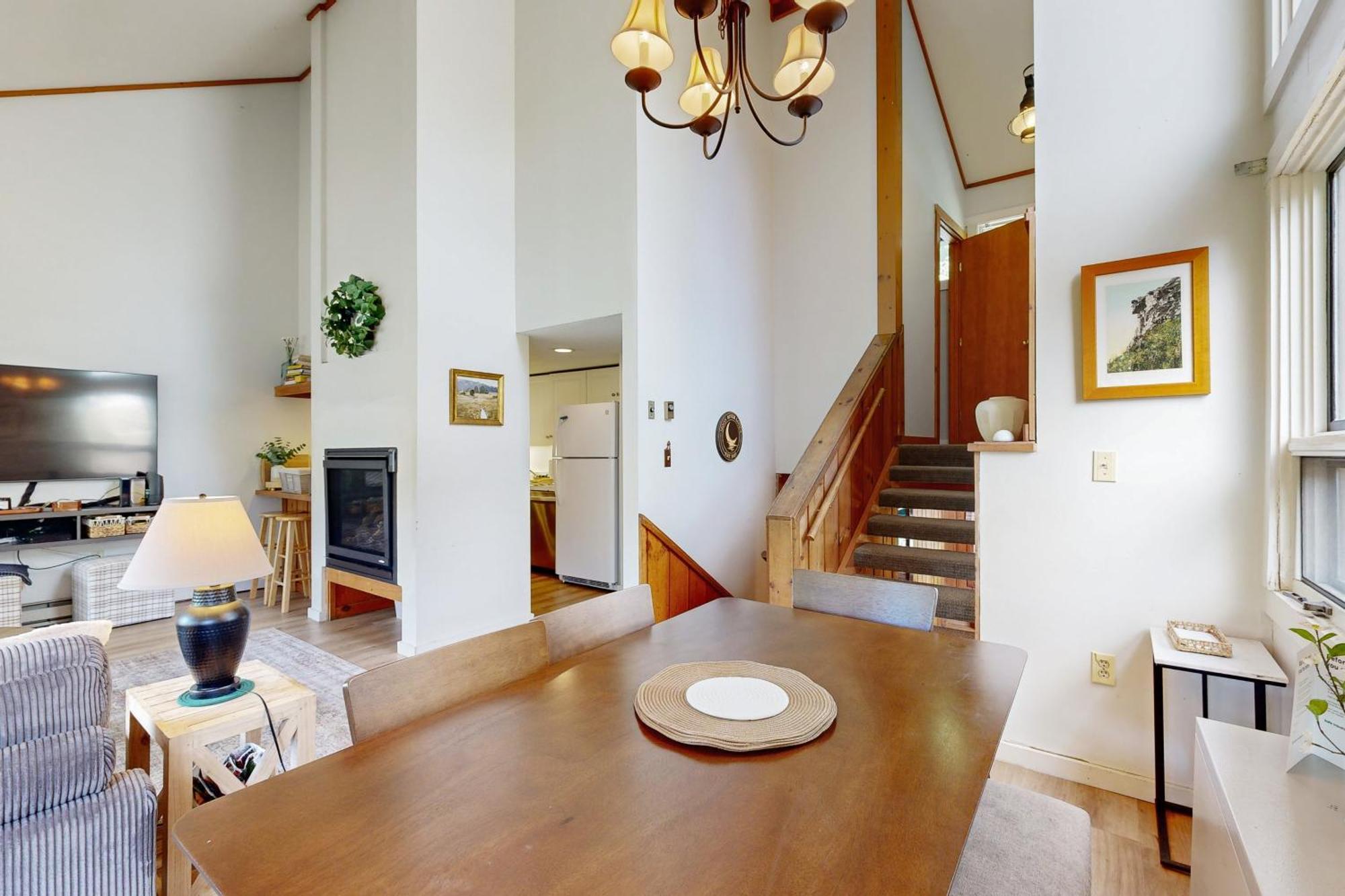 Moon River Apartment